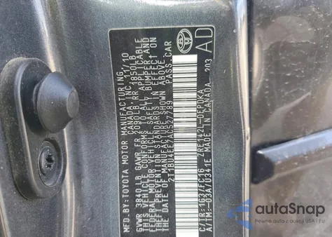 2010 Toyota Corolla Base z USA, uszkodzony, nr VIN 2T1BU4EE7AC527789